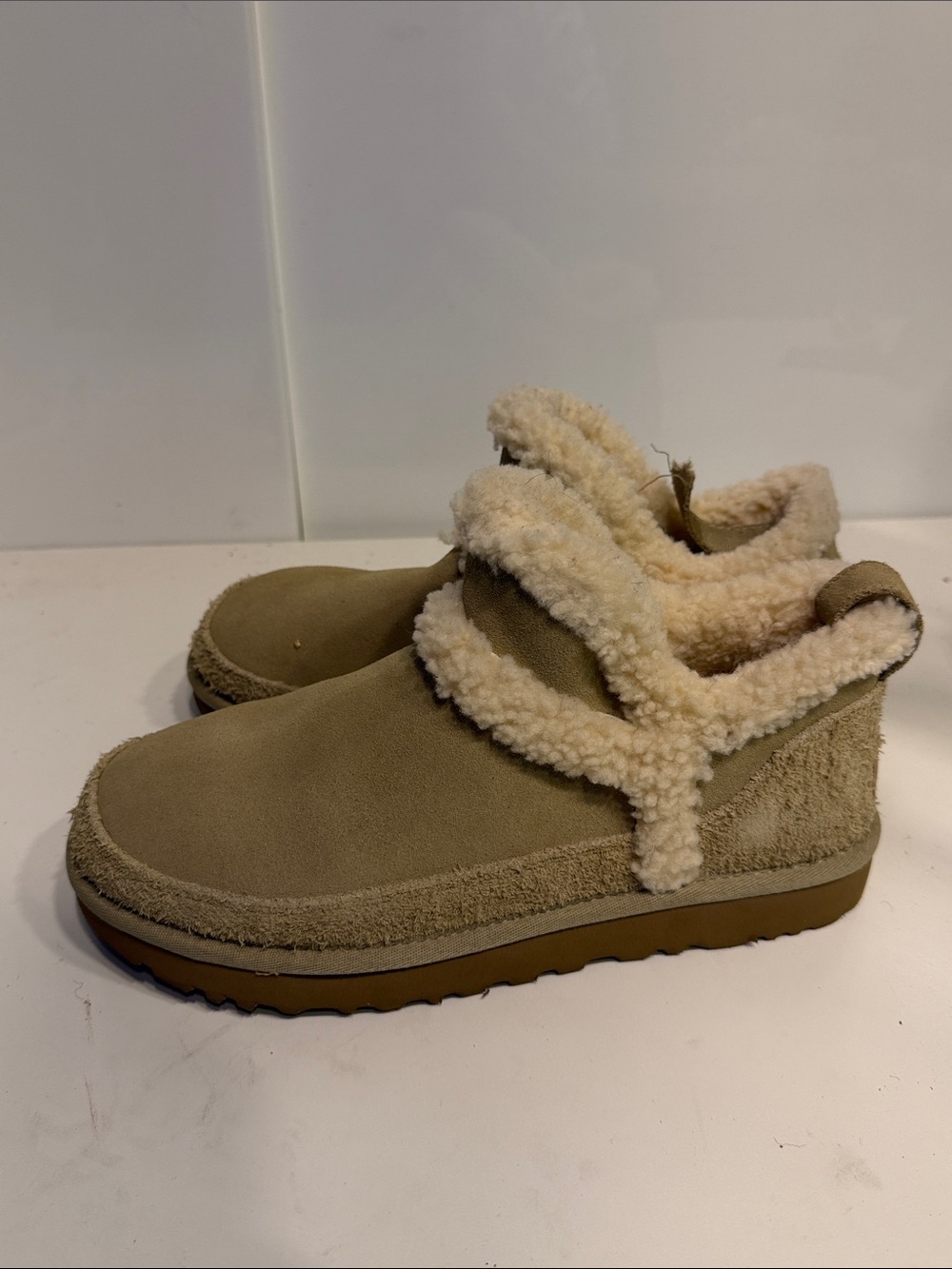 Used Ugg boots women’s size 8